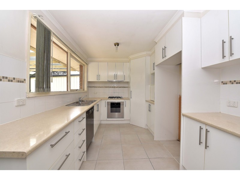 4 Brolga Court, Carrum Downs VIC 3201