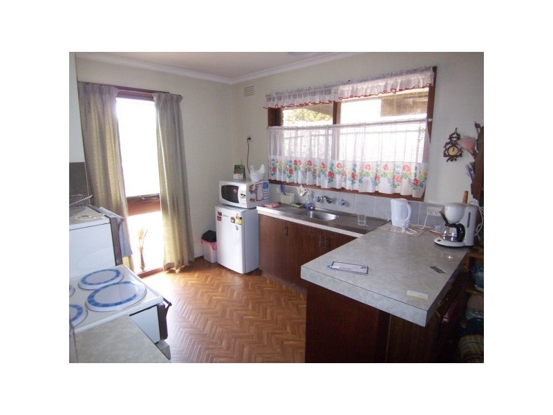 63 Centenary Street, Seaford VIC 3198