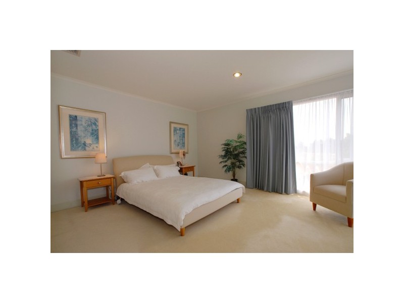 1 Waterways Boulevard, Waterways VIC 3195