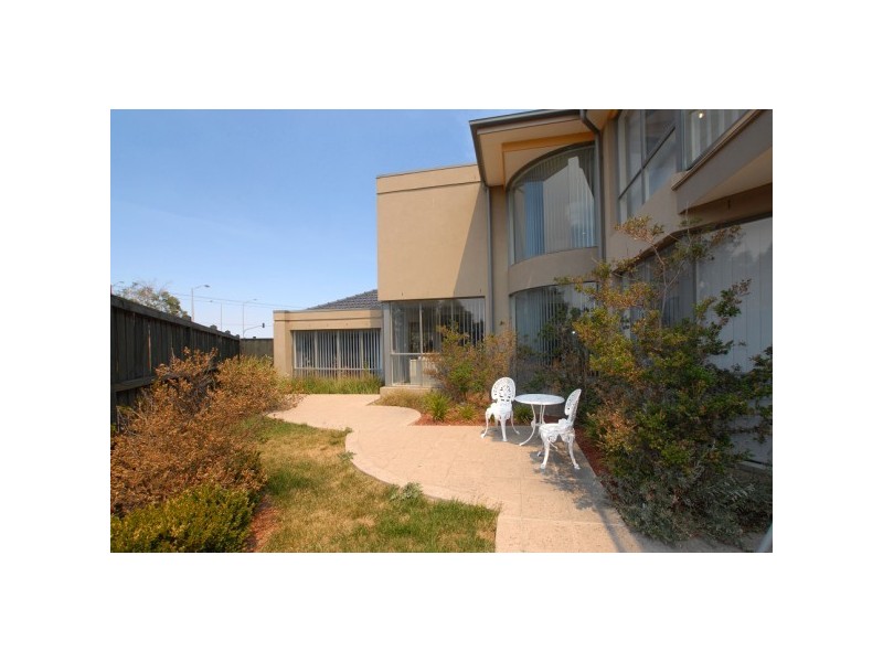 1 Waterways Boulevard, Waterways VIC 3195