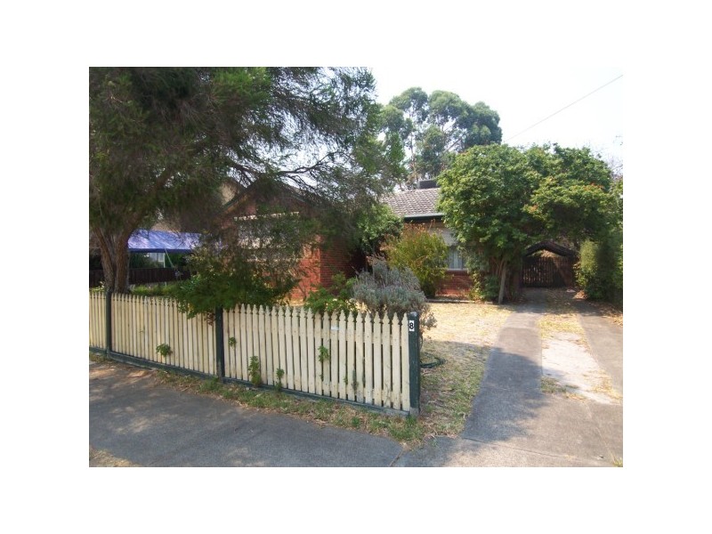 8 Poplar Street, Frankston North VIC 3200