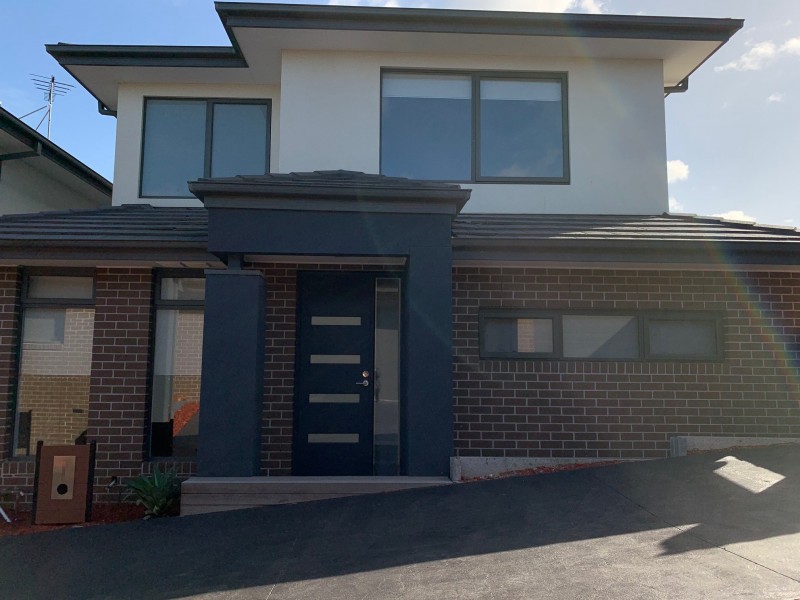 2 Butina Crest, Pakenham VIC 3810