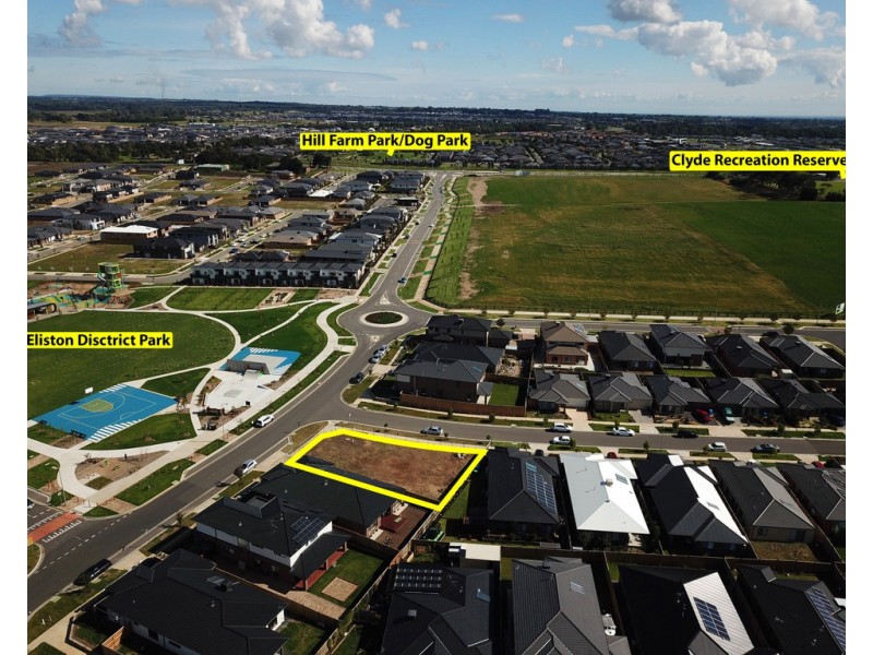 57 Waterman Drive, Clyde VIC 3978