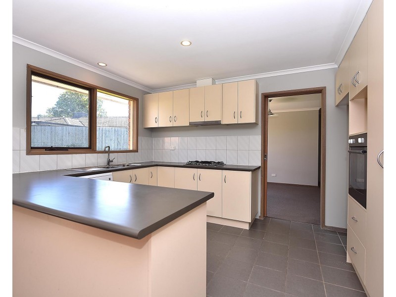 7 Kyrie Court, Carrum Downs VIC 3201