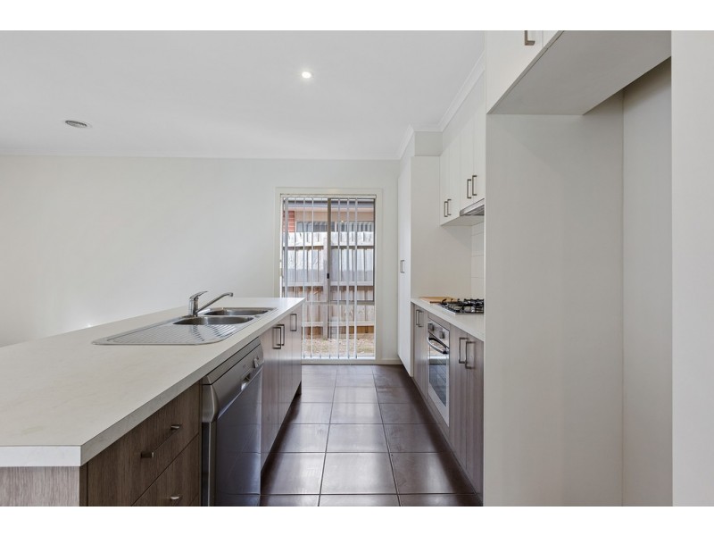 20/105 McMahons Road, Frankston VIC 3199