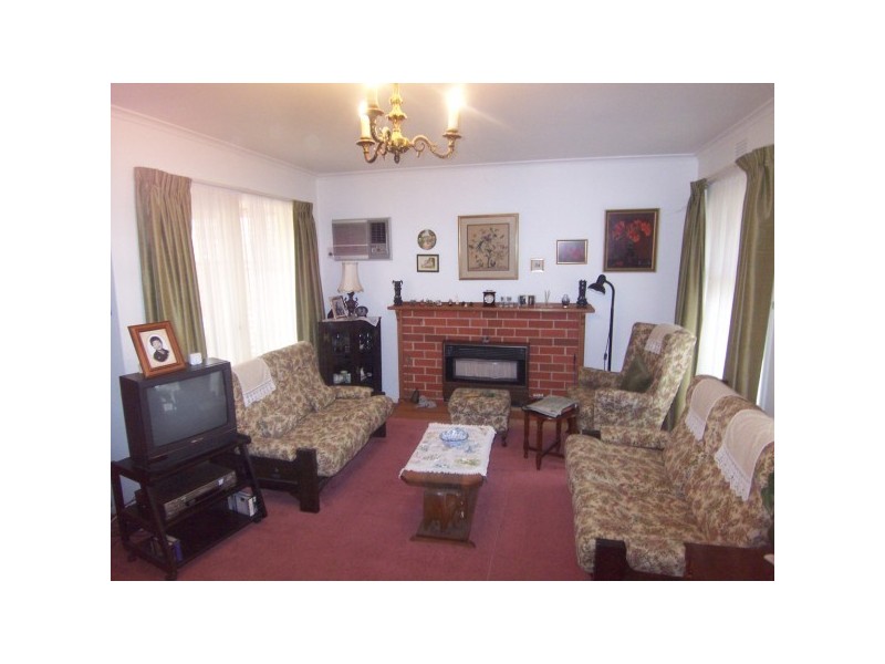 28 Selsey Street, Seaford VIC 3198