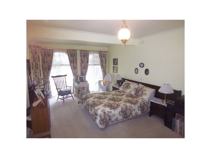 28 Selsey Street, Seaford VIC 3198