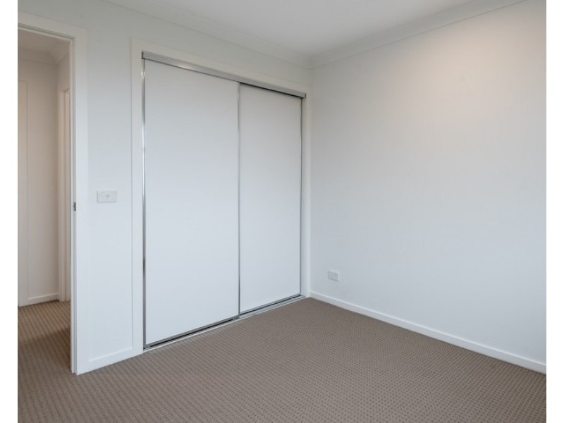 2/13 Gonis Crescent, Carrum Downs VIC 3201