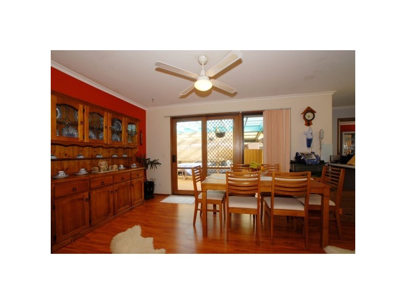 14 Tyntynder Drive, Carrum Downs VIC 3201