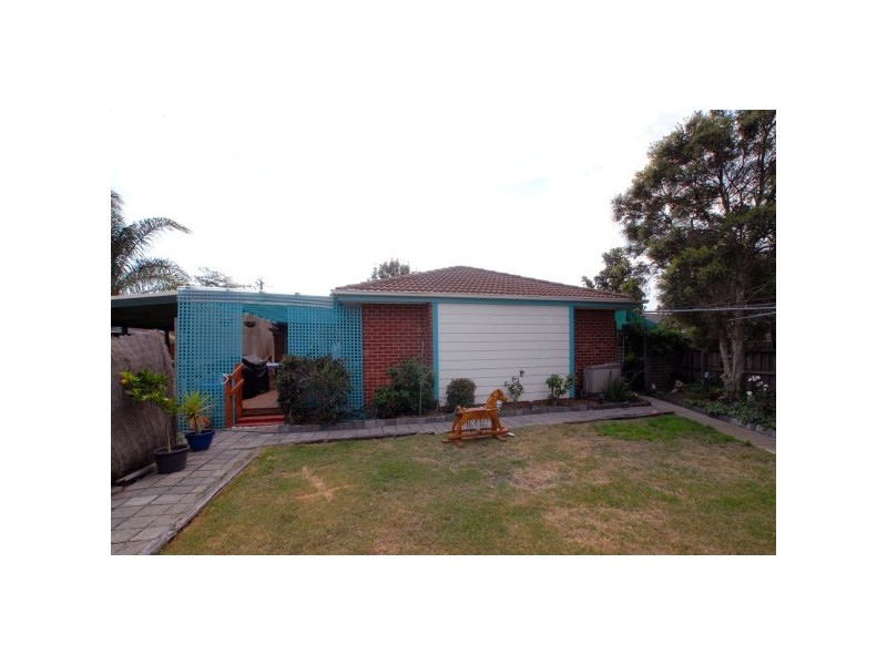 14 Tyntynder Drive, Carrum Downs VIC 3201