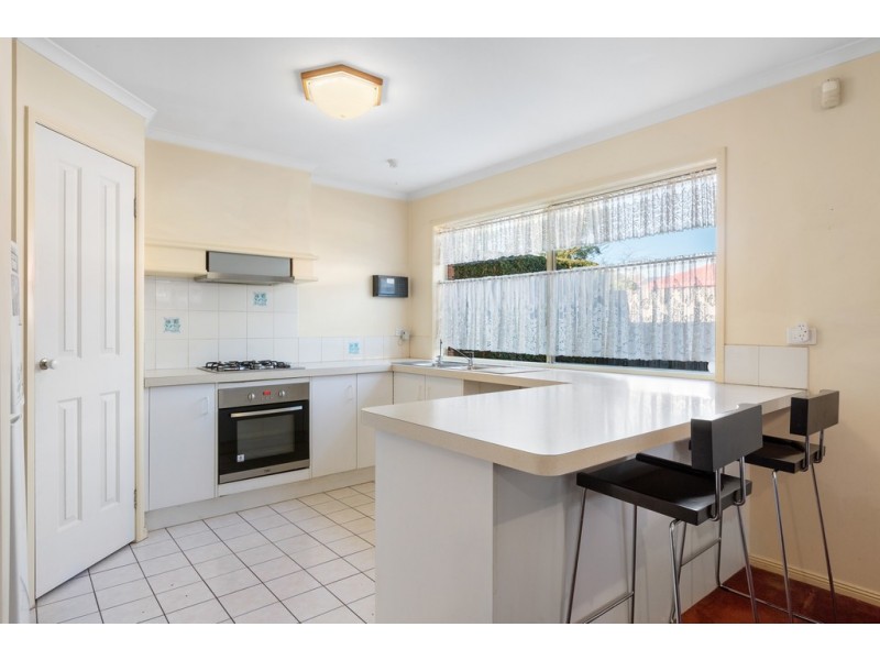 11 Parkside Mews, Cranbourne West VIC 3977