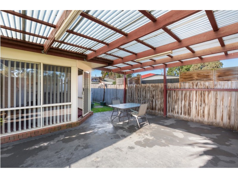 11 Parkside Mews, Cranbourne West VIC 3977