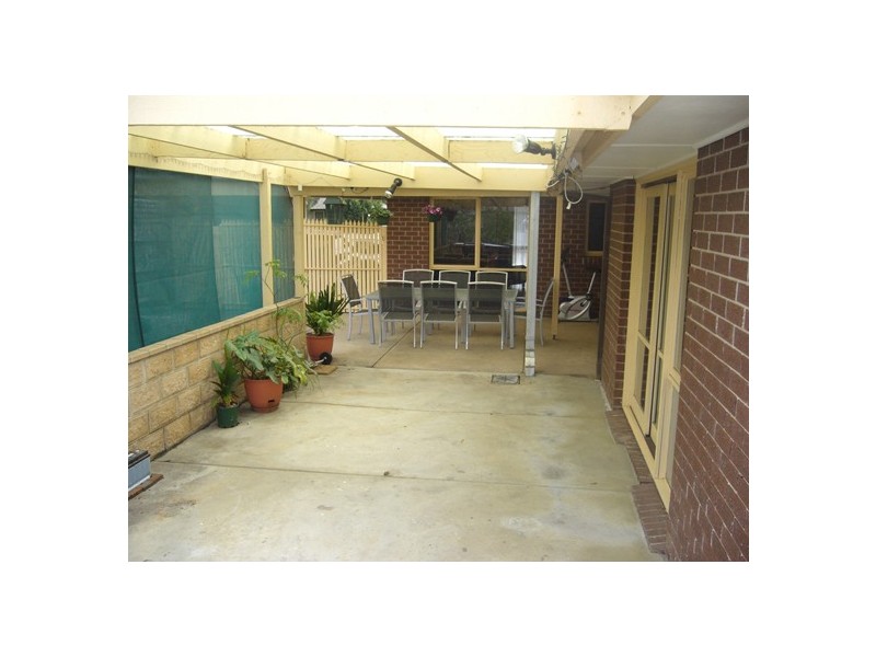 30 Greenwood Drive, Carrum Downs VIC 3201