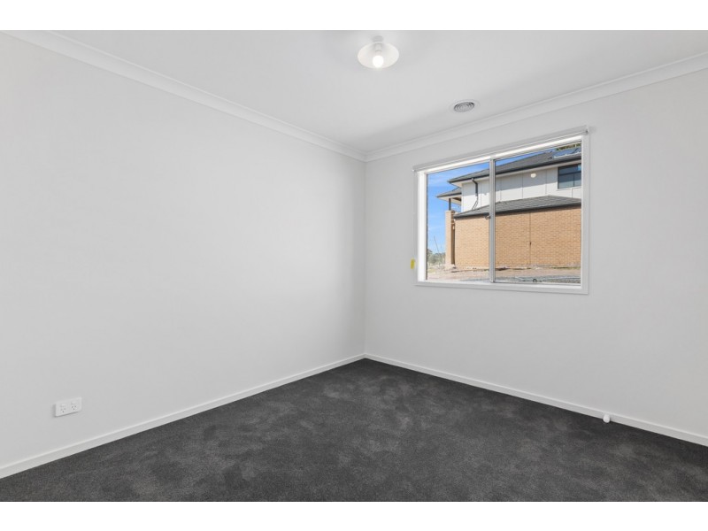 17 Frost Street, Carrum Downs VIC 3201