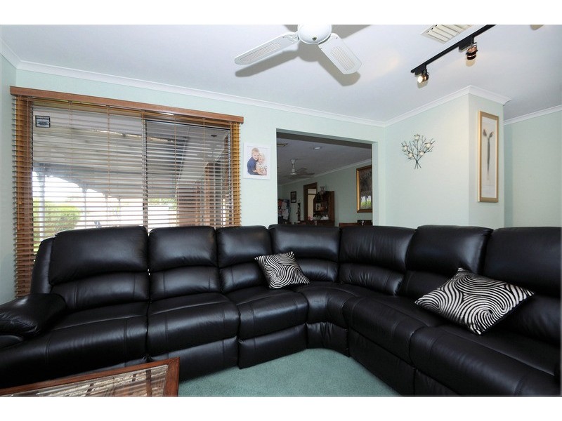 22 Rodney Court, Skye VIC 3977