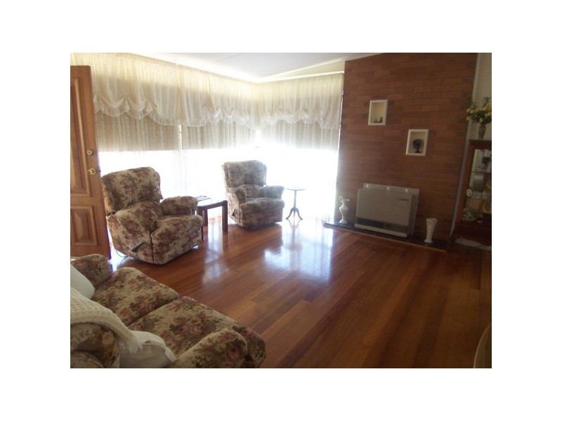 11 Clarke Street, Frankston VIC 3199