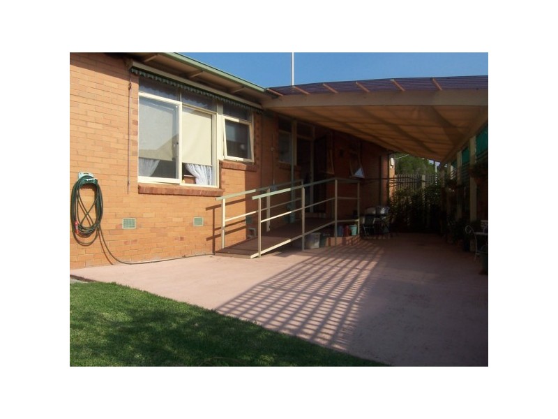 11 Clarke Street, Frankston VIC 3199