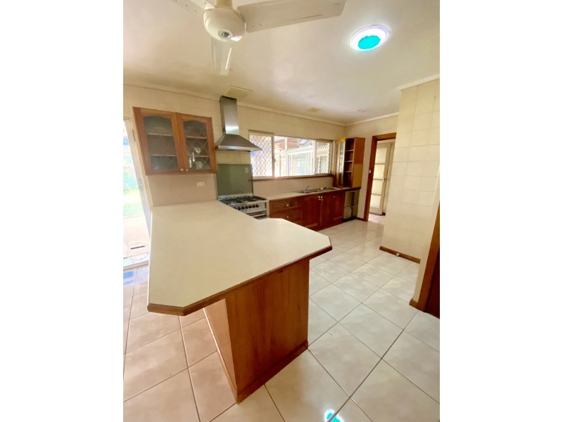 34 Edinborough Street, Hallam VIC 3803