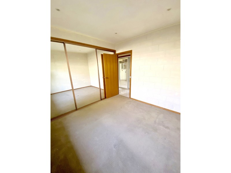 34 Edinborough Street, Hallam VIC 3803