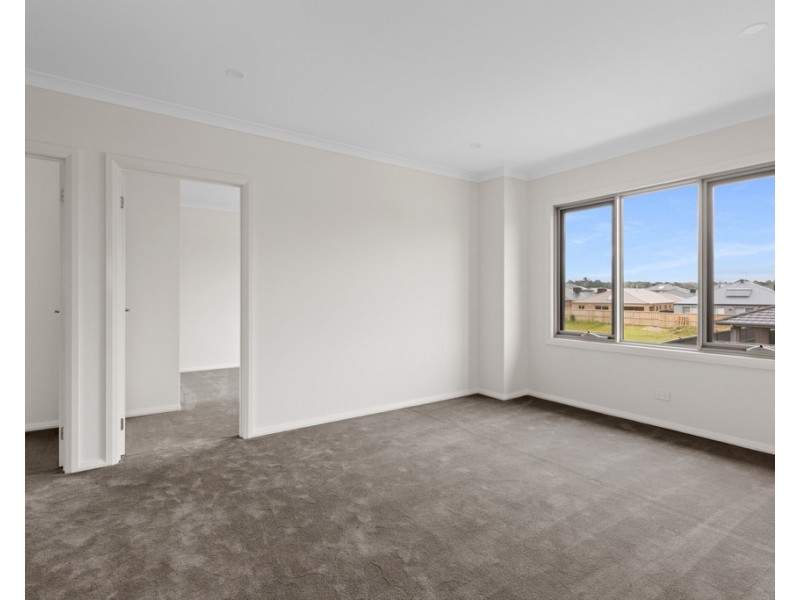 1 Abacus Lane, Cranbourne South VIC 3977