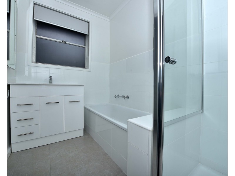 115 Monterey Boulevard, Frankston North VIC 3200