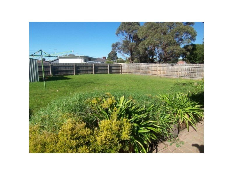 34 Greenwood Drive, Carrum Downs VIC 3201