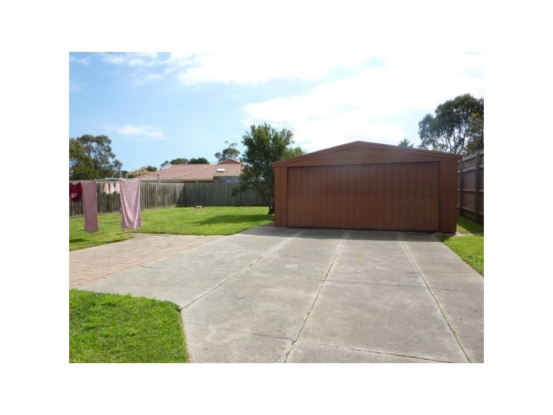 49 Lyrebird Drive, Carrum Downs VIC 3201