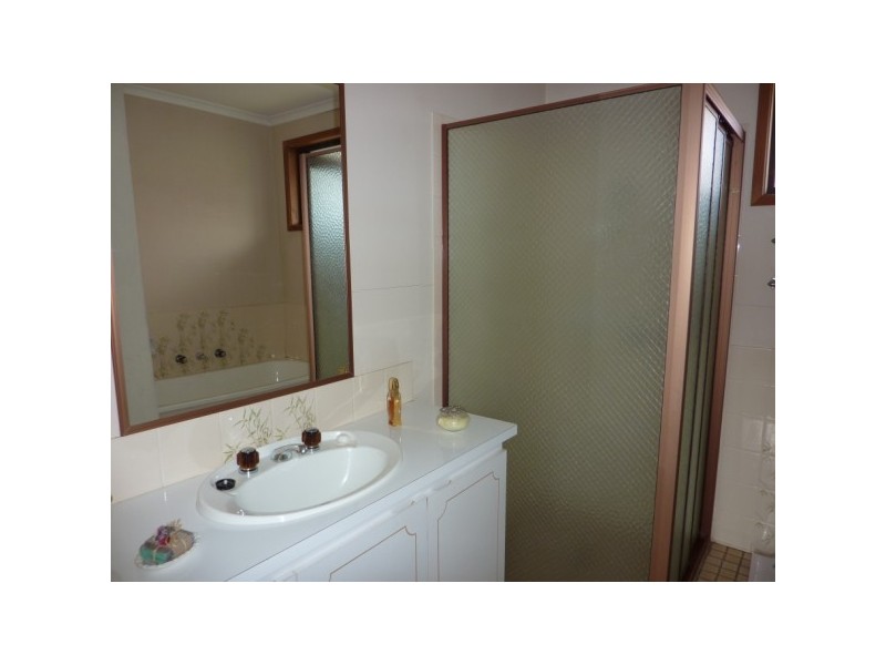 49 Lyrebird Drive, Carrum Downs VIC 3201