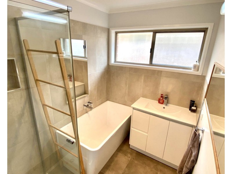 15 Dunrobin Court, Carrum Downs VIC 3201