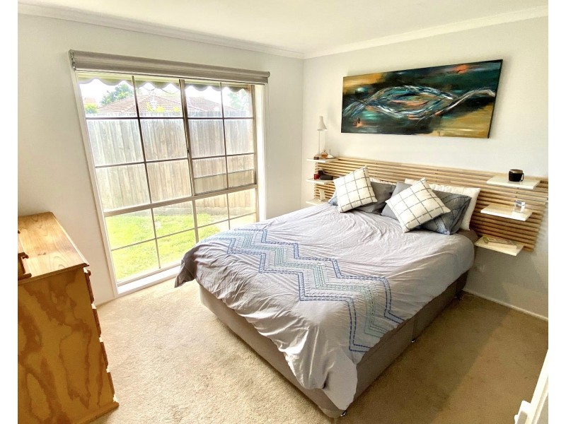 15 Dunrobin Court, Carrum Downs VIC 3201