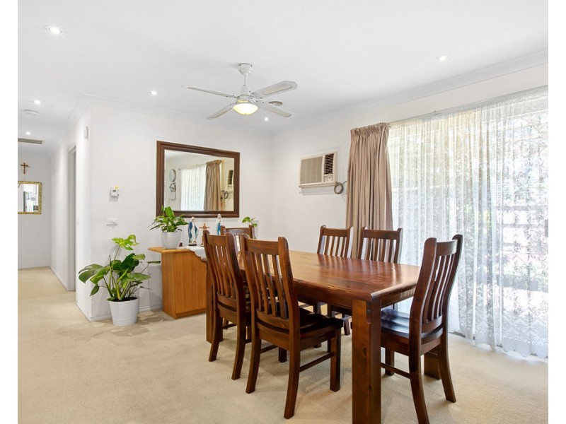 8 Nicholas Court, Carrum Downs VIC 3201