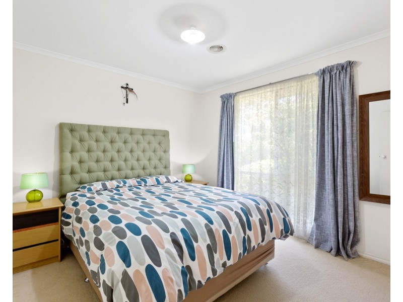 8 Nicholas Court, Carrum Downs VIC 3201