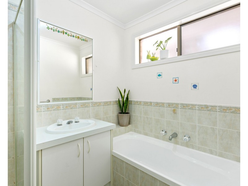 8 Nicholas Court, Carrum Downs VIC 3201