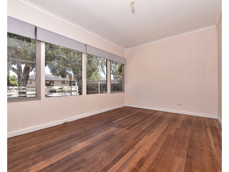 29 Moreton Street, Frankston North VIC 3200