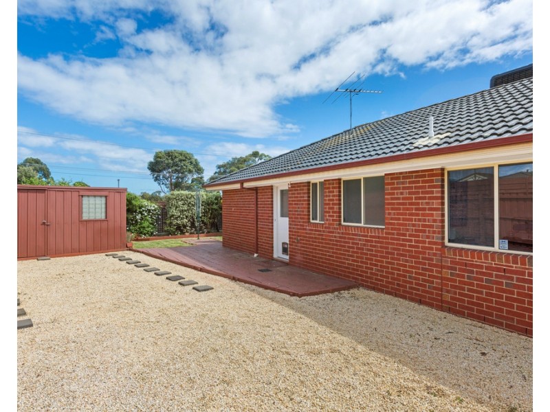 16 McDonald Street, Skye VIC 3977