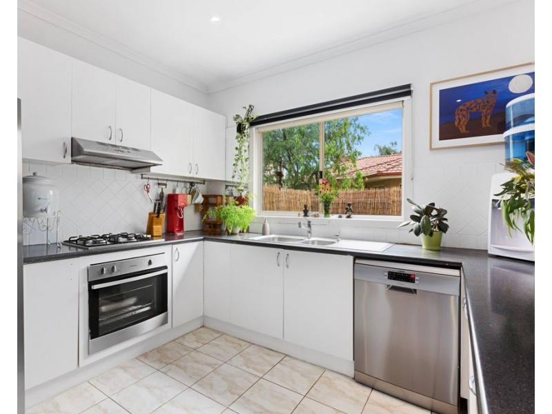 2 Bethune Court, Seaford VIC 3198