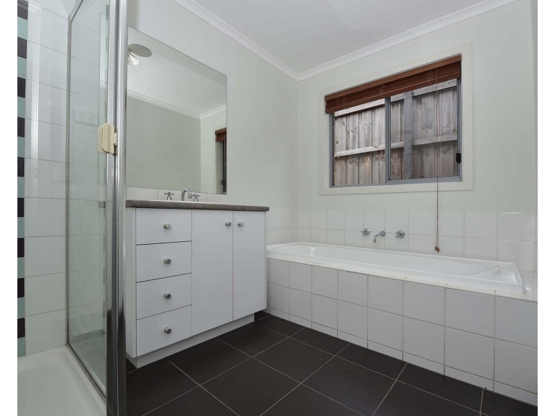 3 Triumph Way, Skye VIC 3977