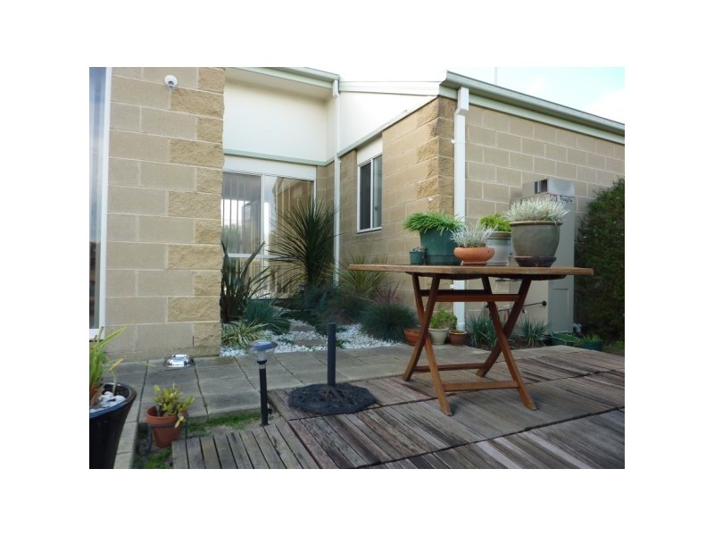 47  Laurel Crescent, Carrum Downs VIC 3201