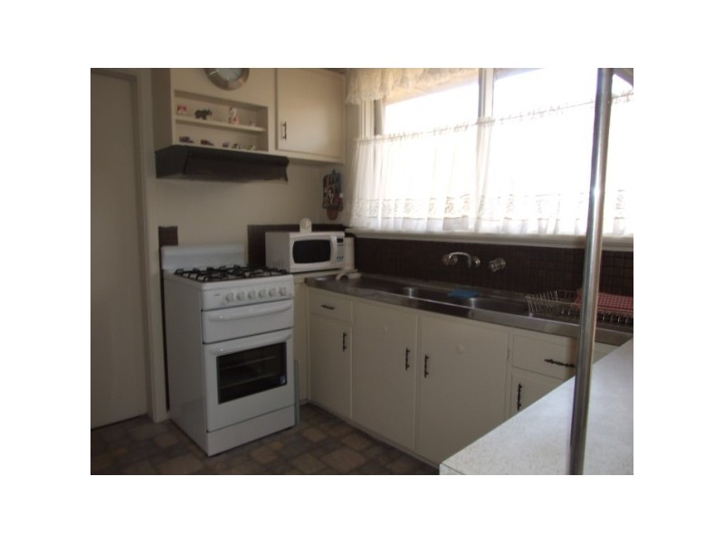 4  Coonara Avenue, Seaford VIC 3198