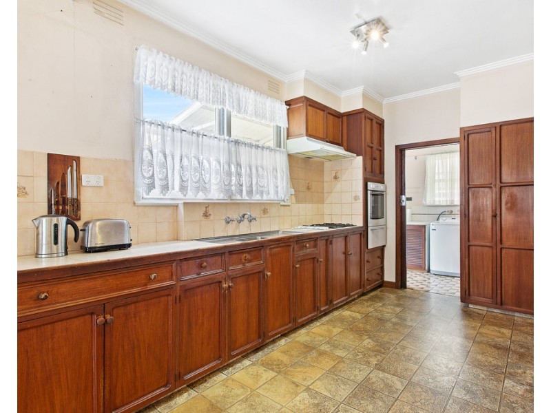 37 Petrie Street, Frankston VIC 3199