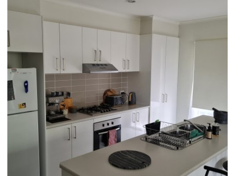 92 Broderick Road, Carrum Downs VIC 3201