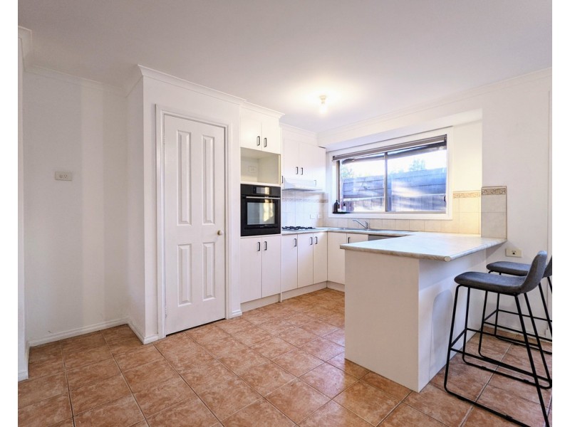 12 Genoa Way, Cranbourne West VIC 3977