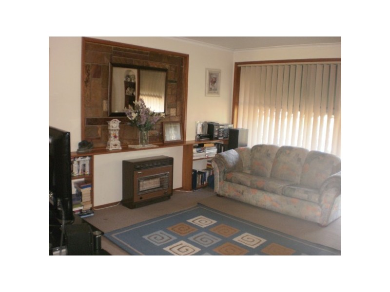 9 Mitre Crescent, Frankston North VIC 3200