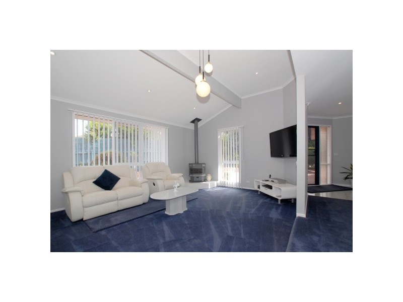 12 Royston Court, Carrum Downs VIC 3201