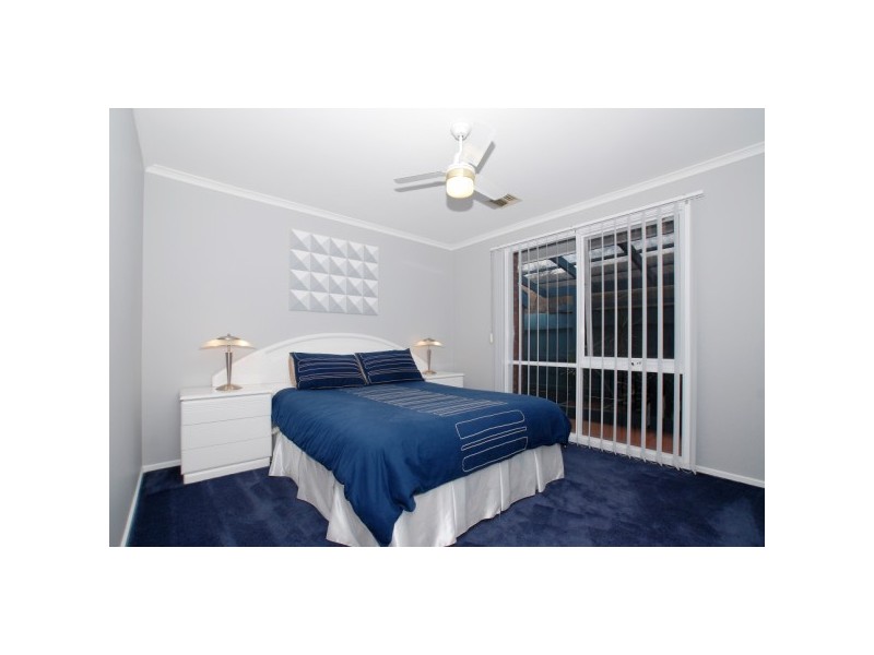 12 Royston Court, Carrum Downs VIC 3201