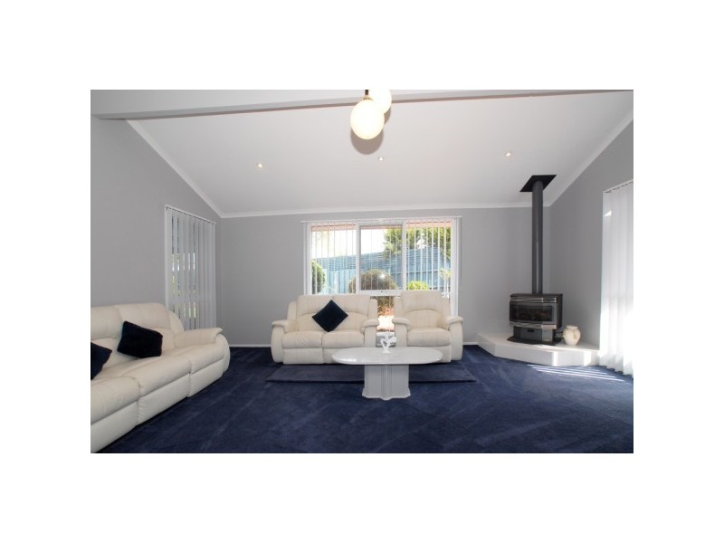 12 Royston Court, Carrum Downs VIC 3201