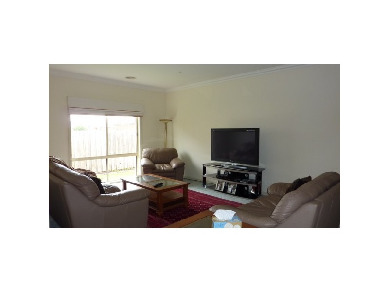 16  Grove Court, Carrum Downs VIC 3201