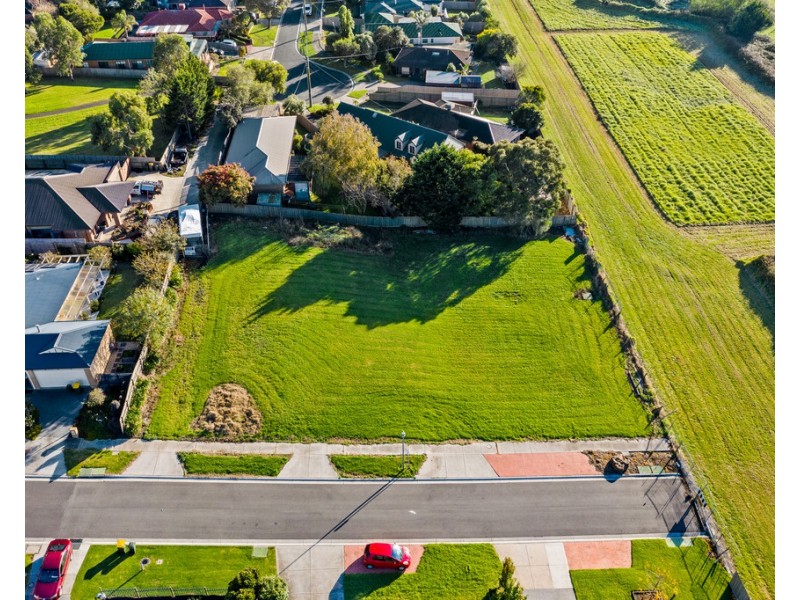 Lots 3 and 4/39 Francis Crescent, Langwarrin VIC 3910