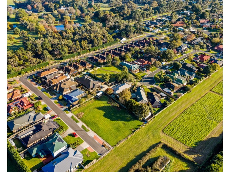 Lots 3 and 4/39 Francis Crescent, Langwarrin VIC 3910