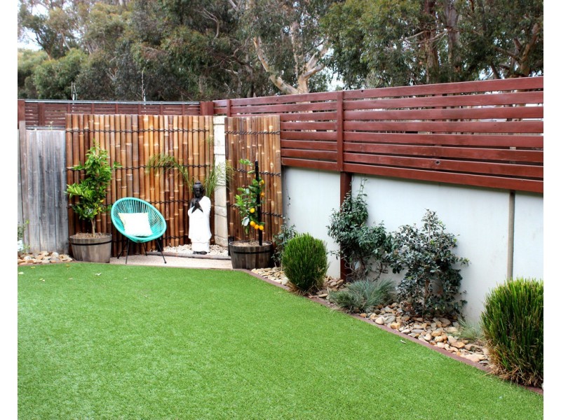 4 Sweet Gum Place, Sandhurst VIC 3977